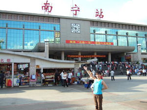 廣州物流公司廣州到崇左物流運輸貨運專線規格型號及價格 貨運專線 物流專線 運輸專線 回程車運輸